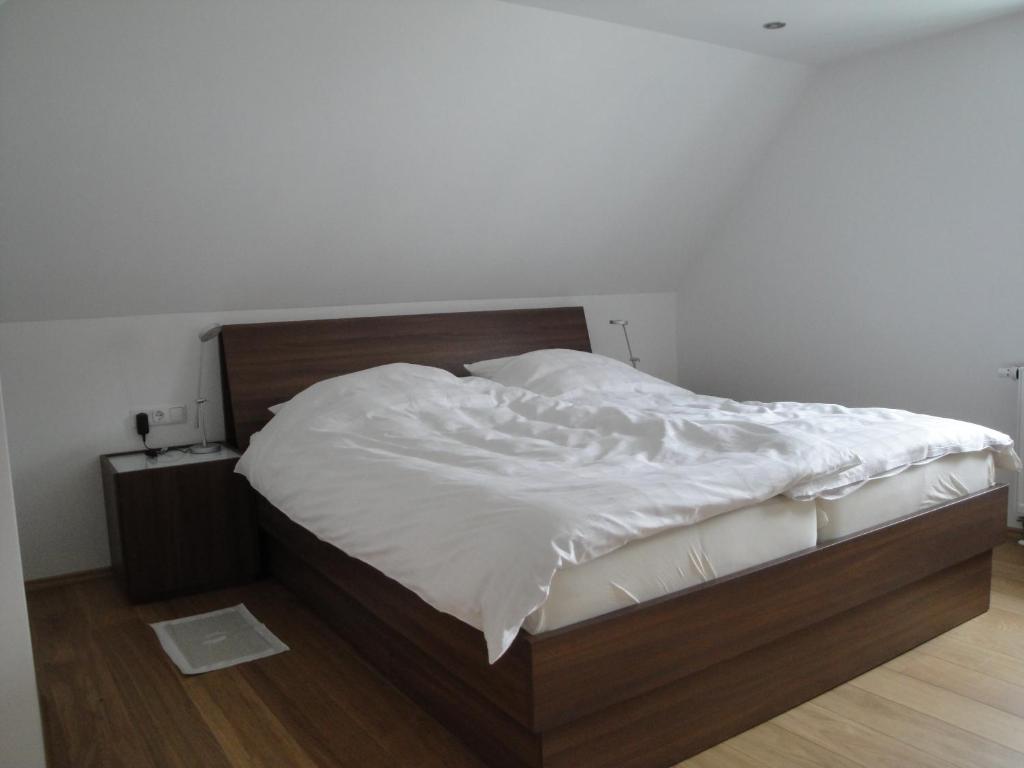 Bed & Kitchen Burgau Leilighet Rom bilde